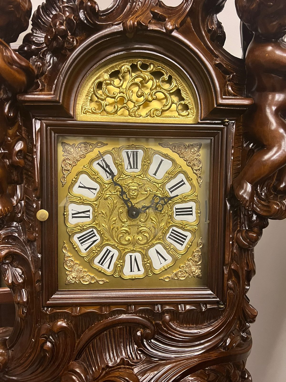 Фото часов Напольные оригинальные механические часы Altobel Antonio Angeli