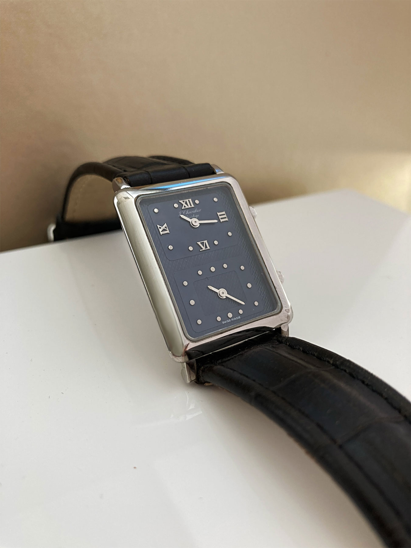 Фото часов J. Chevalier CH 3786 272