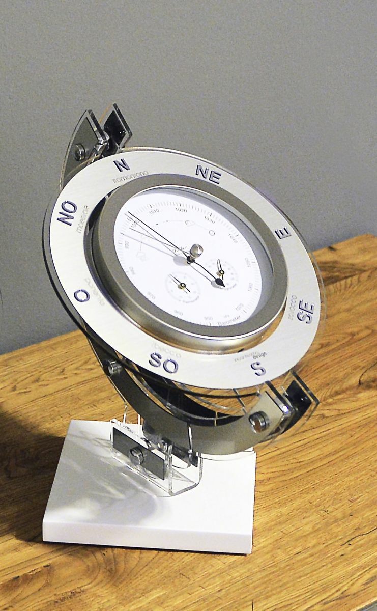 Фото часов Incantesimo design Cellarius 340 M