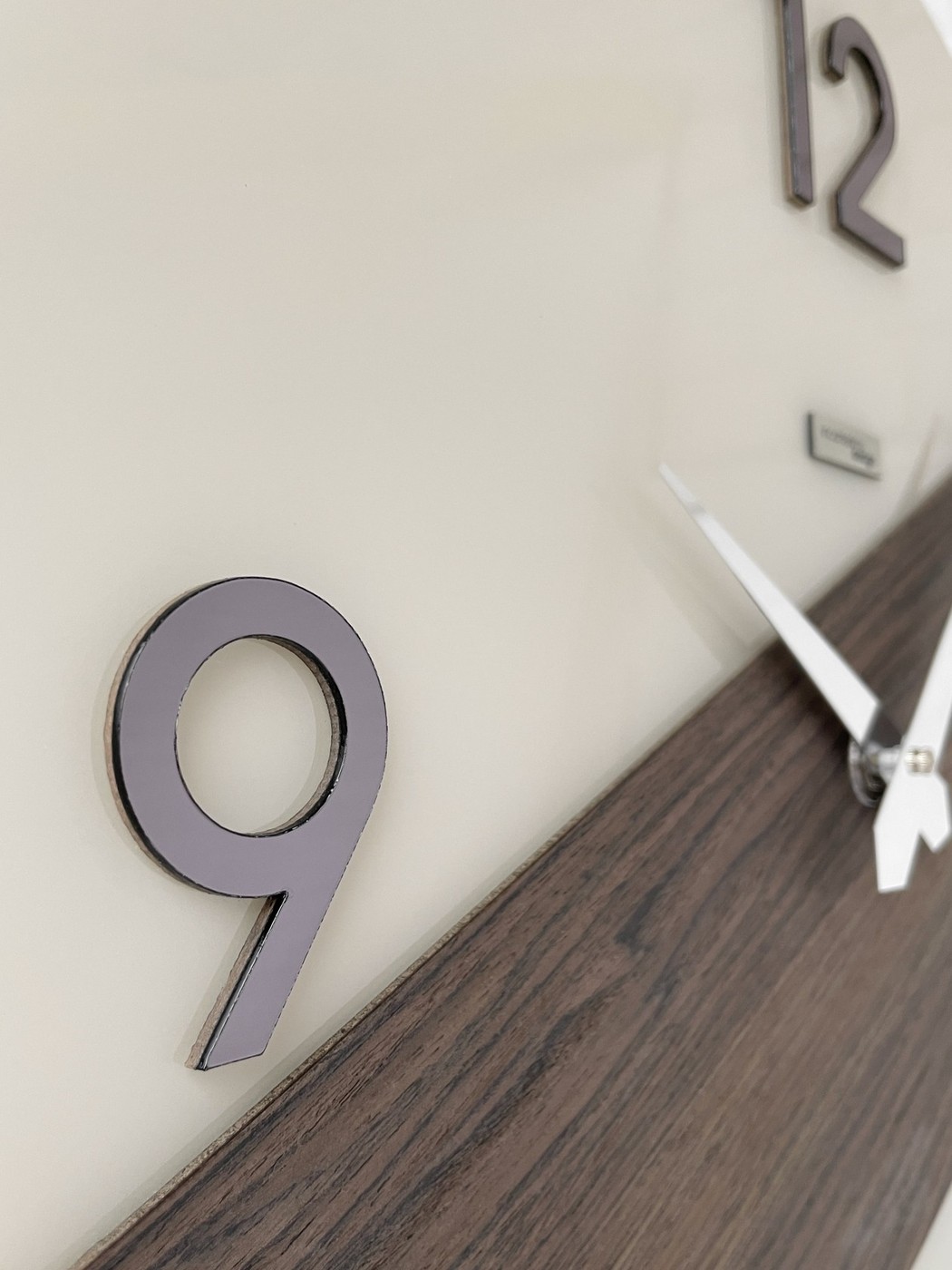 Фото часов Настенные часы Incantesimo Design Orbis Мокко 1002MK