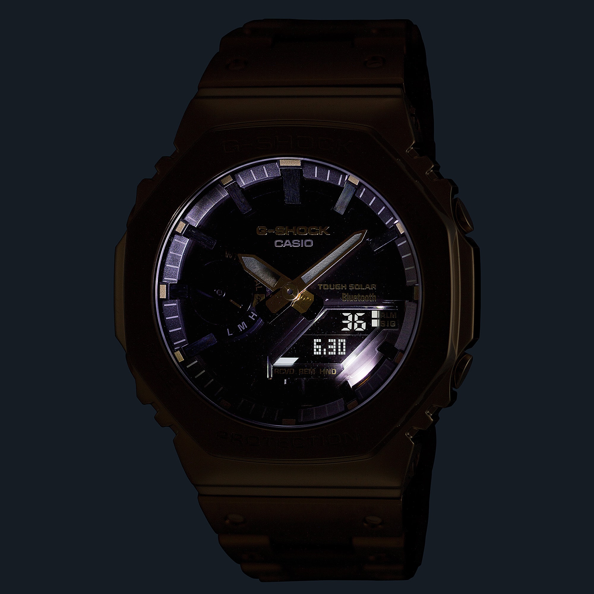 Фото часов Casio G-Shock GM-B2100GD-9A