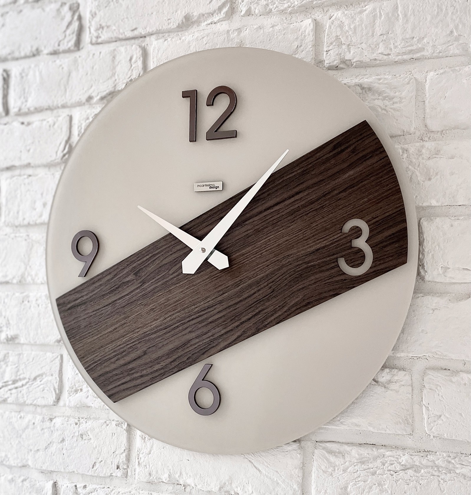 Фото часов Настенные часы Incantesimo Design Orbis Мокко 1002MK