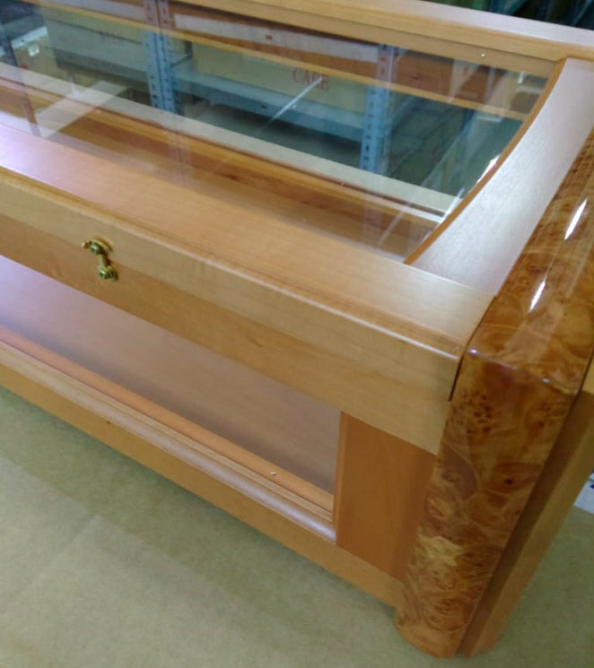 Фото часов Настенные часы KIENINGER 2174-37-01
            (Код: 2174-37-01)