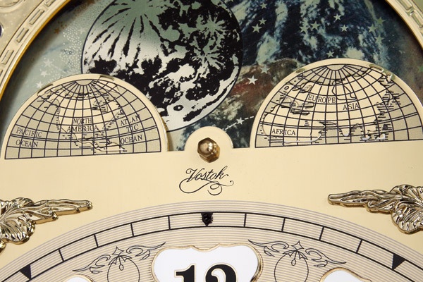 Фото часов Напольные механические часы с боем Vostok МН 6211-105