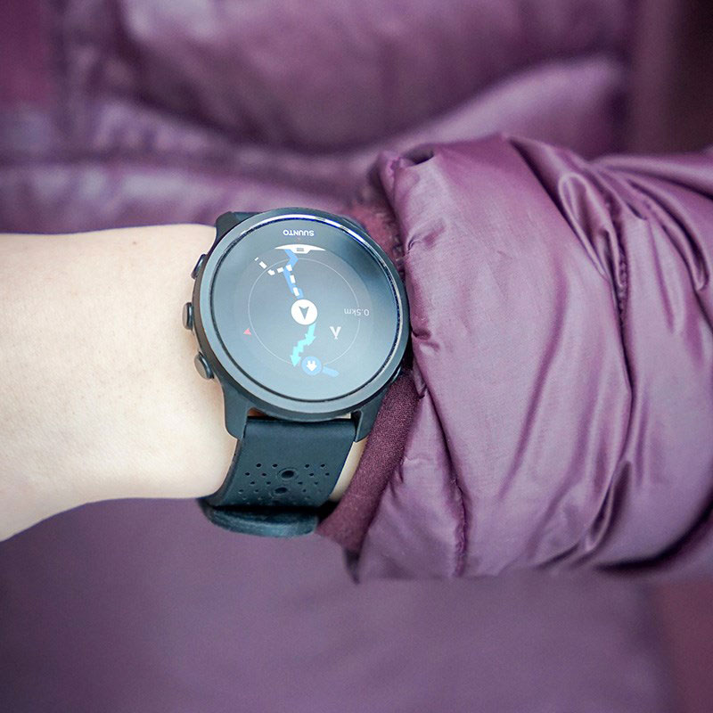 Фото часов Умные часы Suunto 5 Peak All Black SS050888000