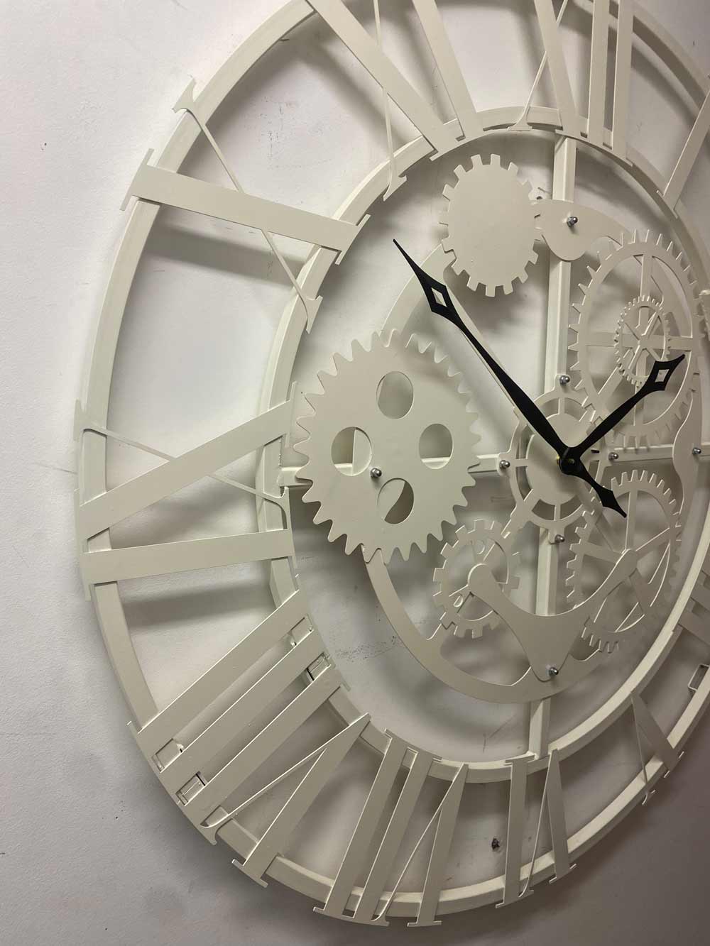 Фото часов Настенные часы Династия 07-023 Большой Скелетон Римский Молочный