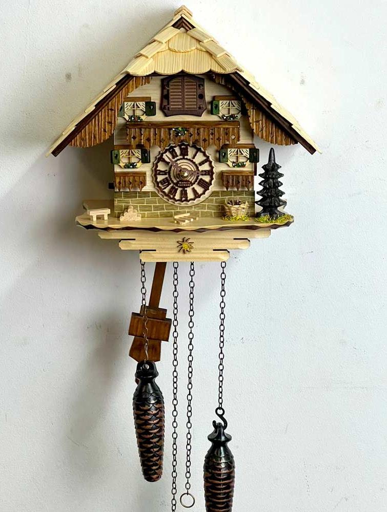 Фото часов Настенные часы с кукушкой SARS T5001-8M