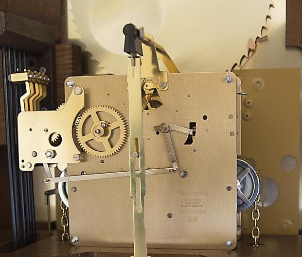 Фото часов Напольные механические часы с боем Vostok МН 6211-15
