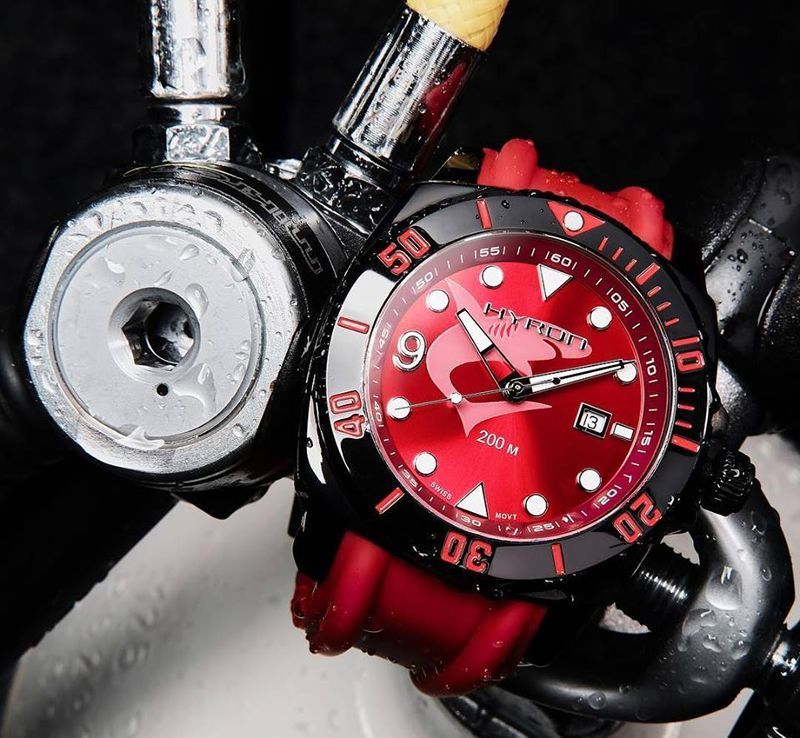 Фото часов HYRON Divemaster HRN0010103 RED