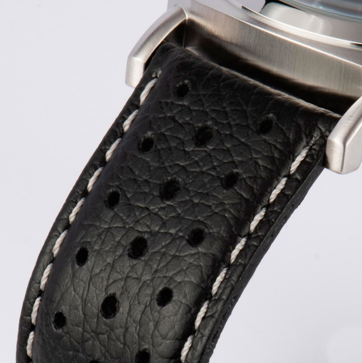 Фото часов Jacques Lemans						
												
						1-1645T