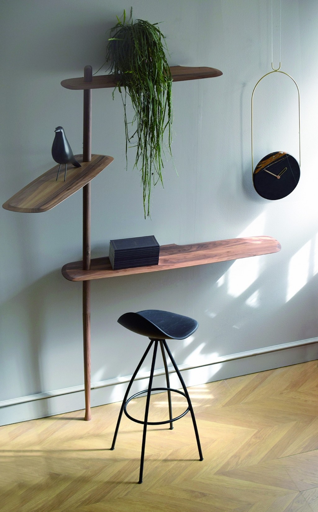 Фото часов Часы Nomon COLGANTE sahara/gold, D=30cm, L=79cm