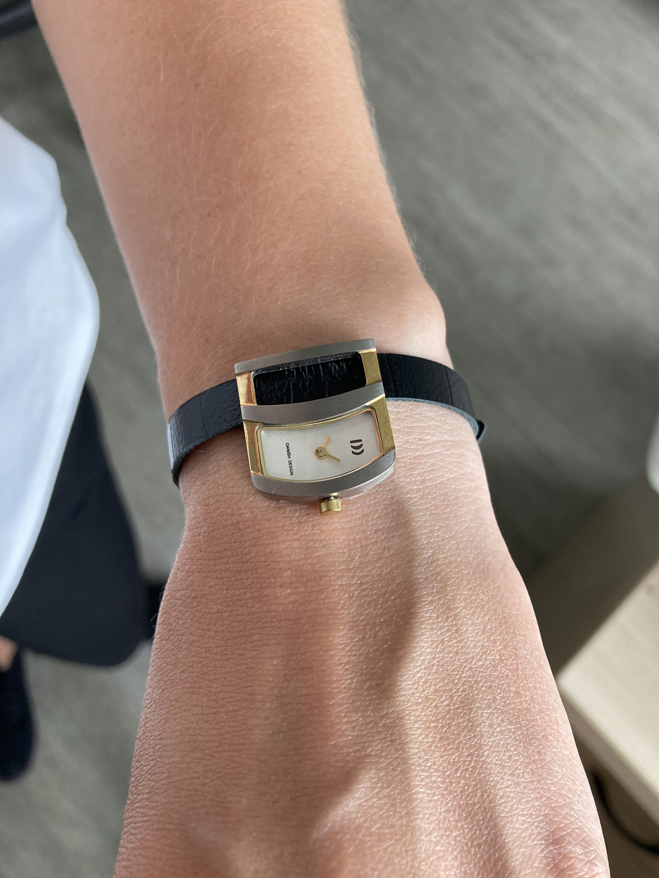 Фото часов Danish Design IV13Q506 TL WH