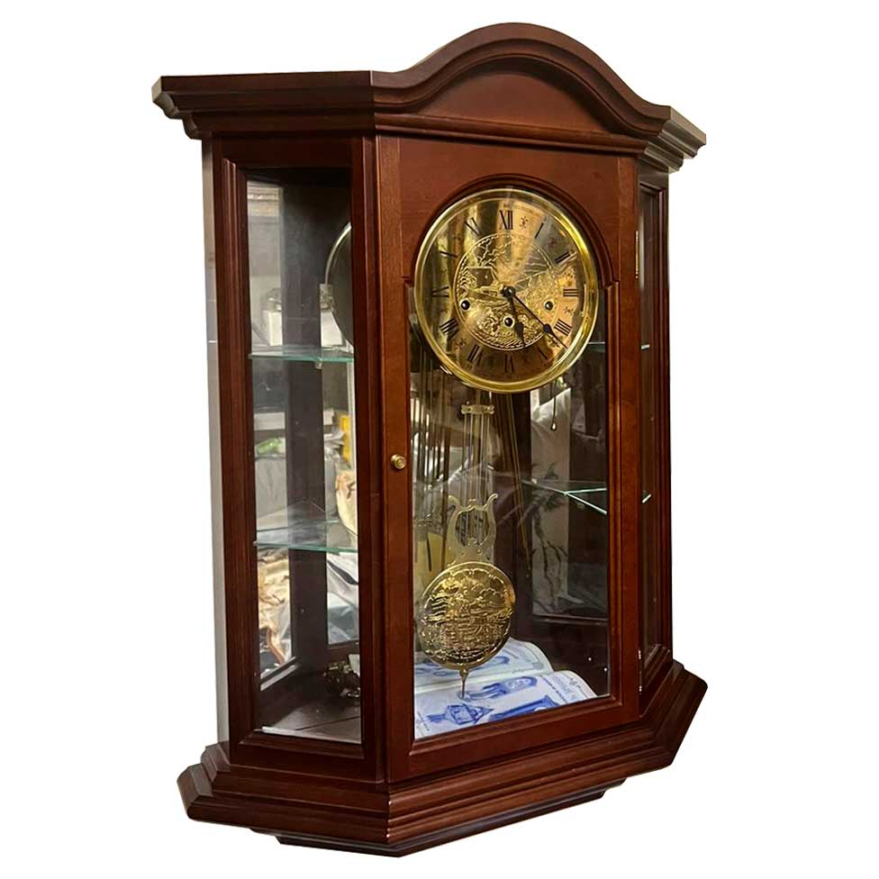 Фото часов Настенные механические часы Hermle 70305-030341